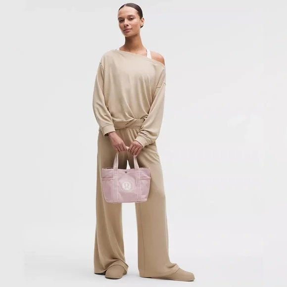 Lululemon Daily Multi-Pocket Mini Canvas Tote Bag 6.5L - mink berry light ivory - Picture 2 of 15